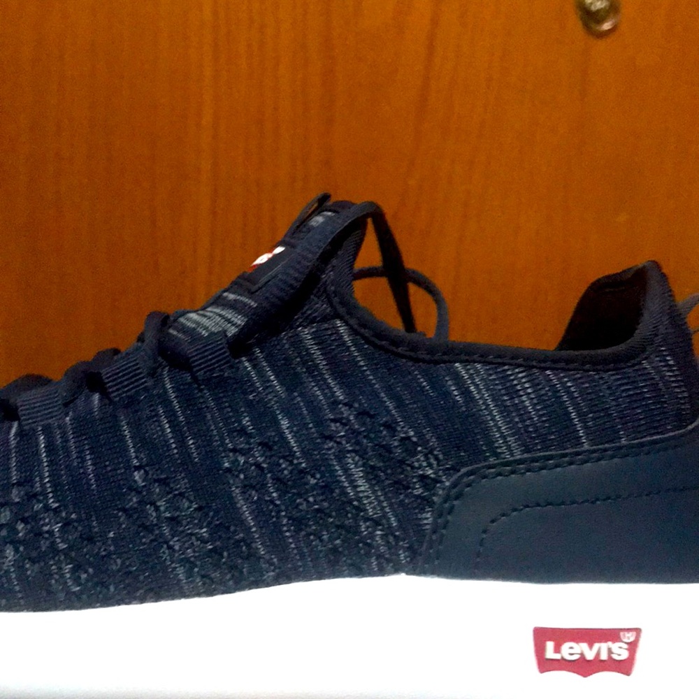 Levi running shoes provides tremendous comfort.